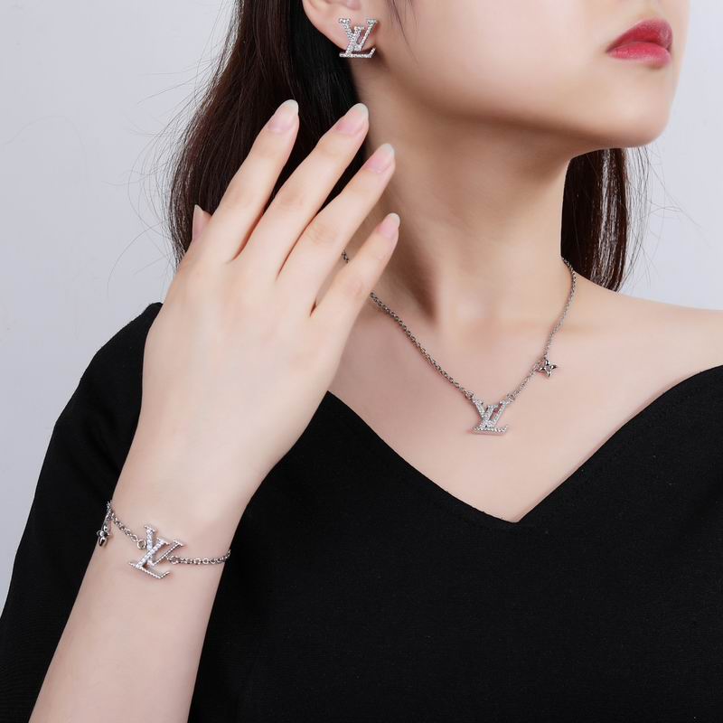 LV Suits 08yxq09 (2)