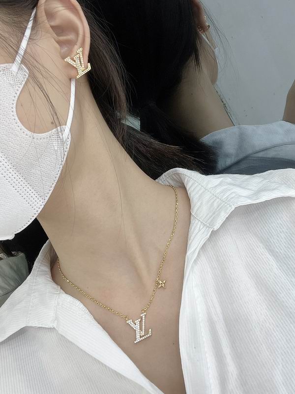 LV Suits 08yxq11 (4)