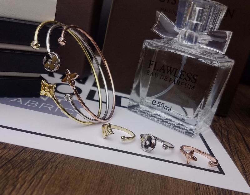 LV Suits 08yxq12 (9)