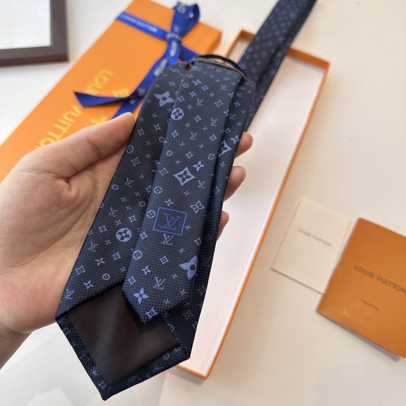 LV Tie hm (106)