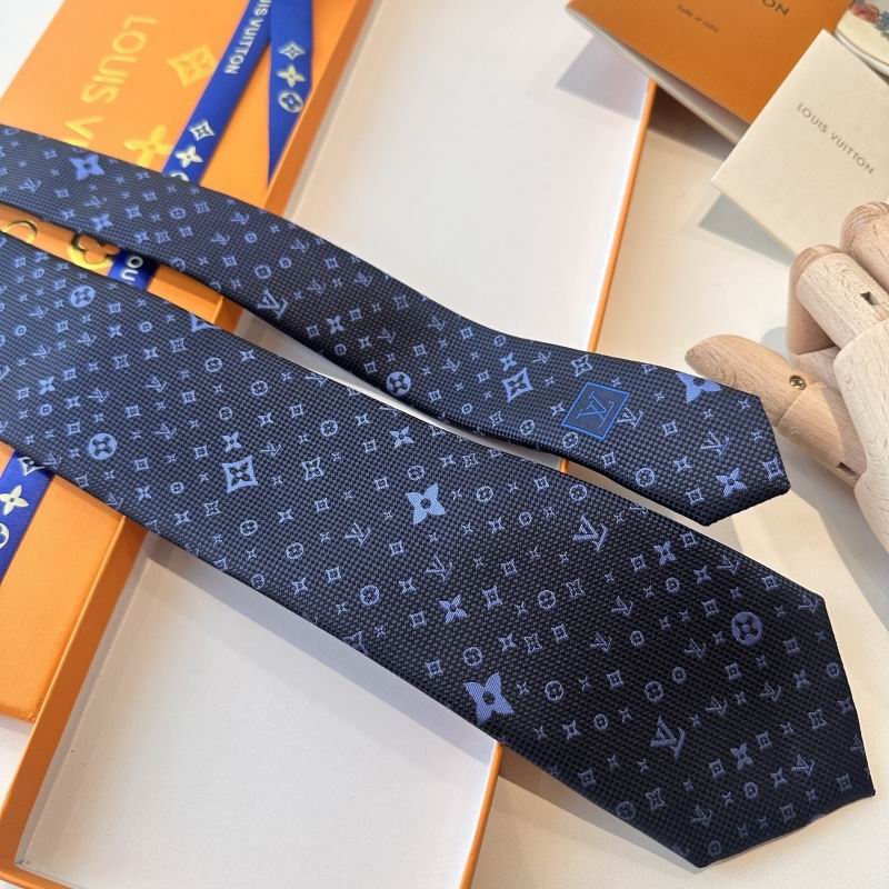 LV Tie hm (119)