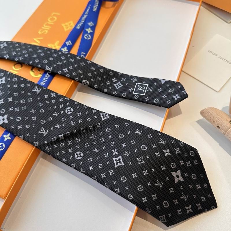 LV Tie hm (121)