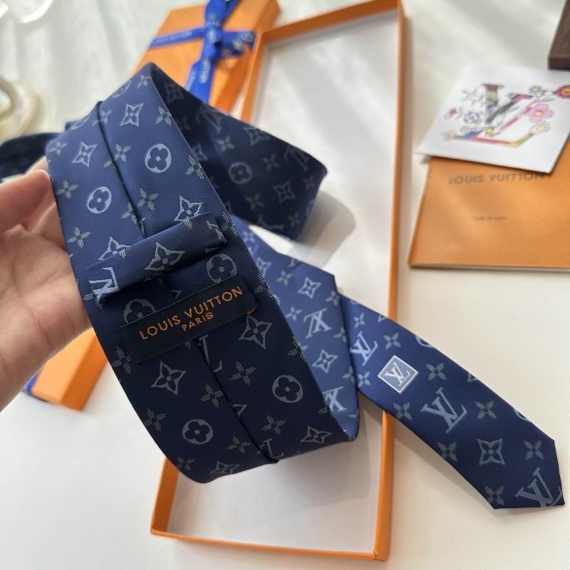 LV Tie hm (40)