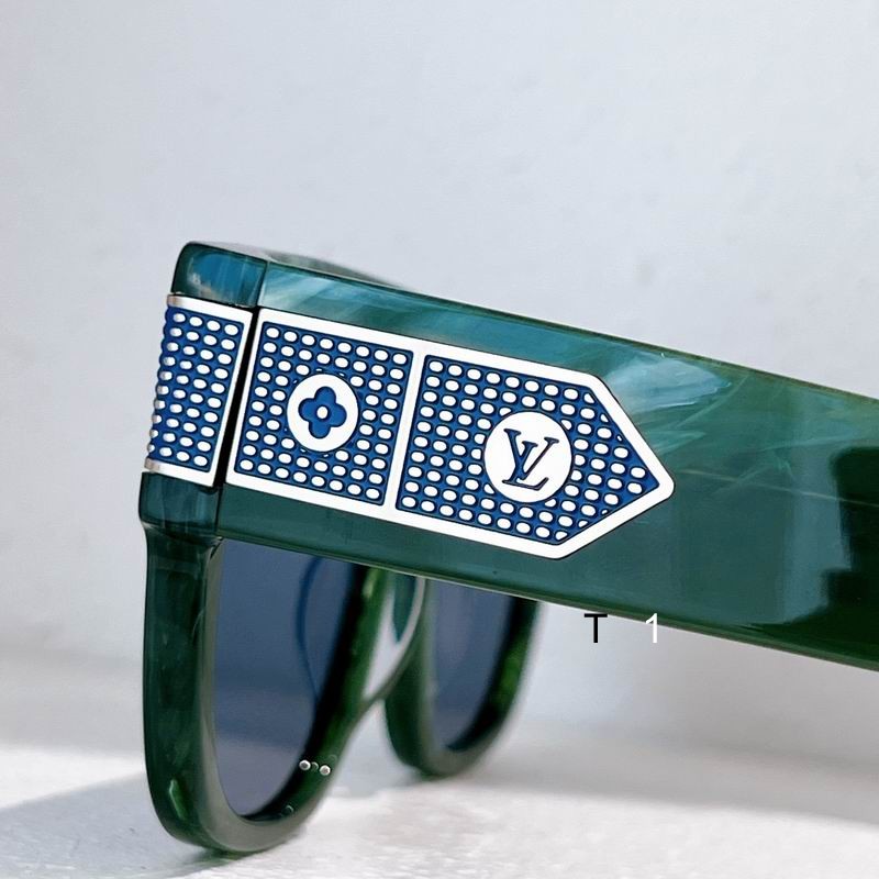 LV Z2008U 56 16-153 A07