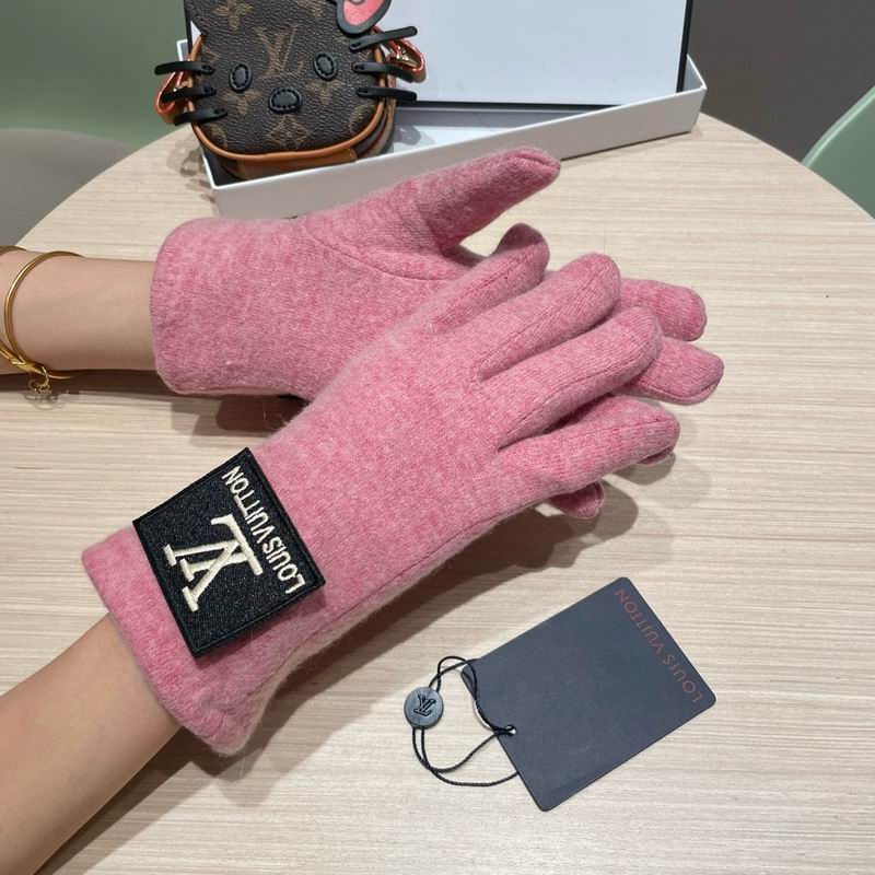 LV gloves (10)