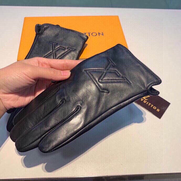 LV gloves M L 82 (3)
