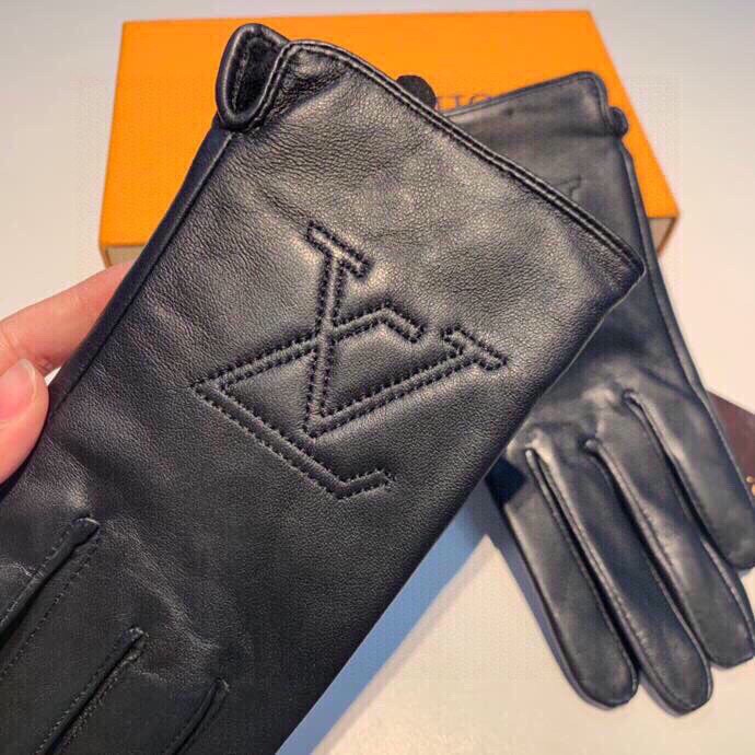 LV gloves M L 82 (5)