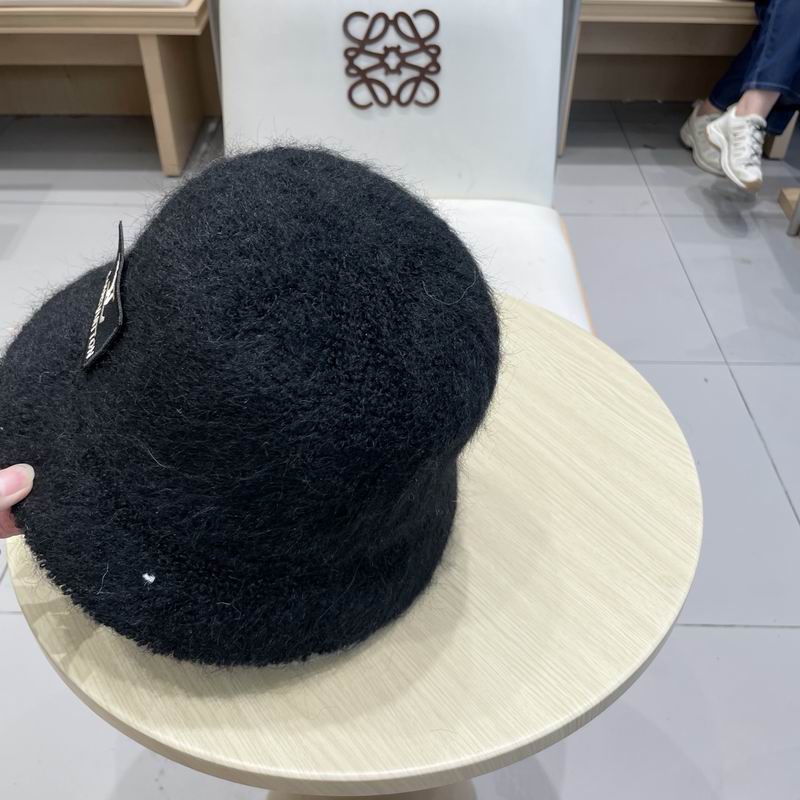 LV hat (1039)
