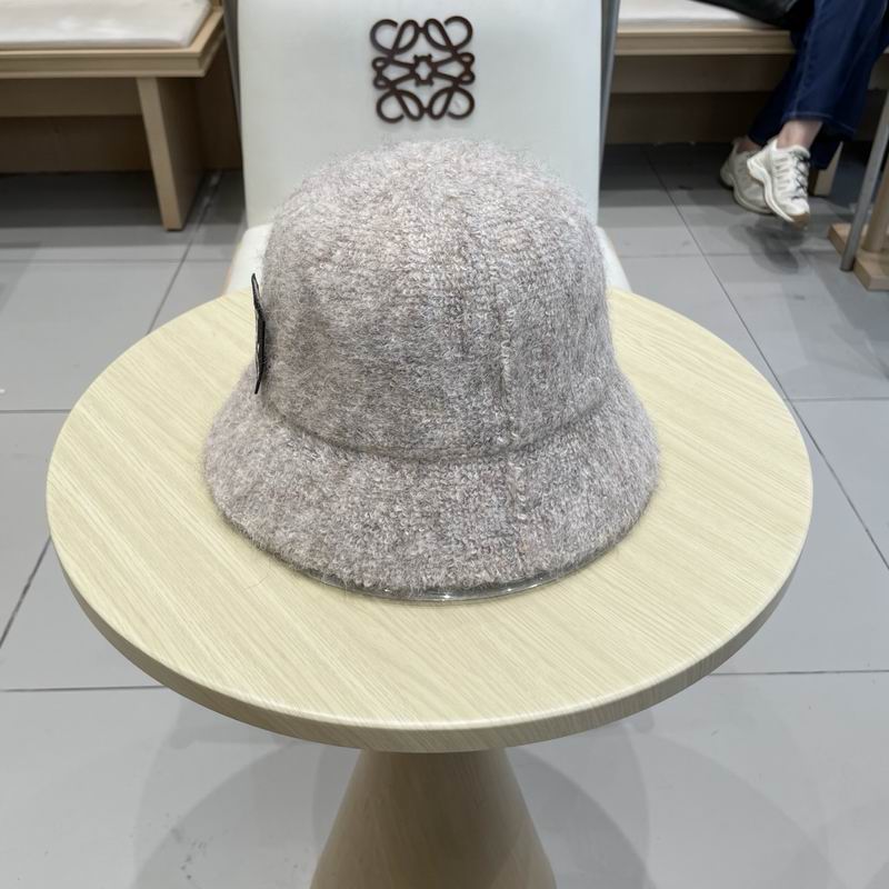 LV hat (1049)