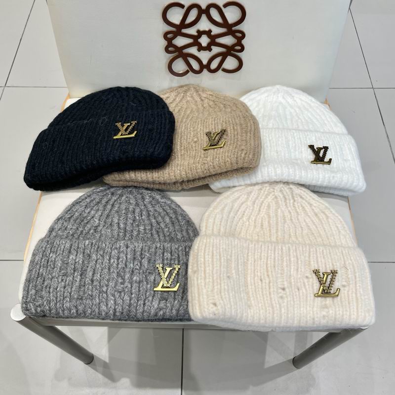 LV hat (1109)