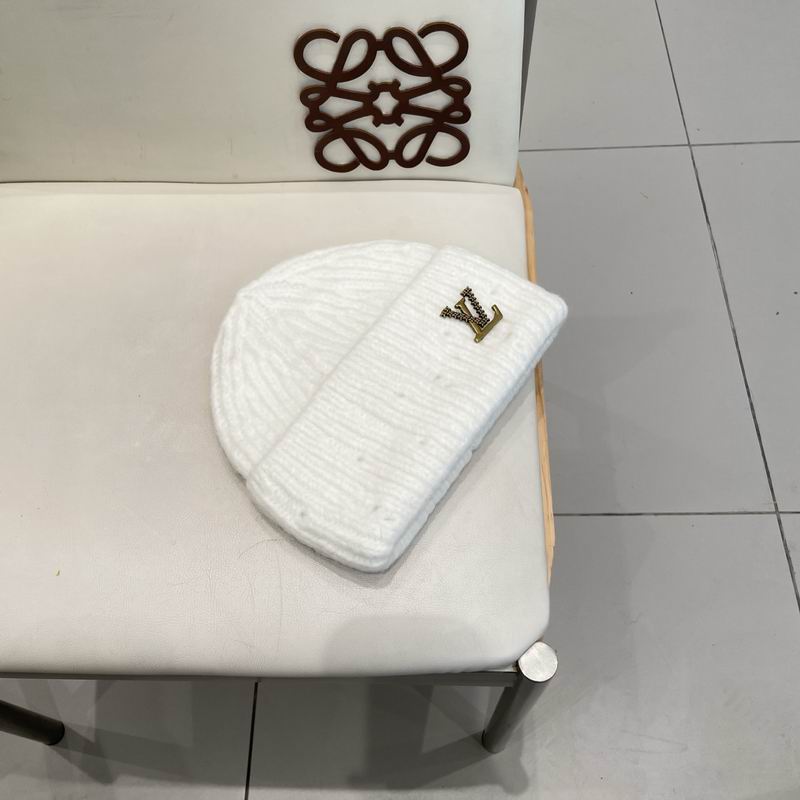 LV hat (1111)