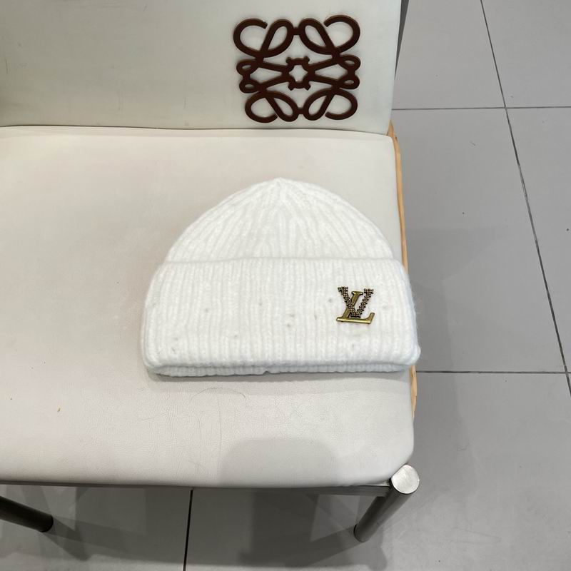 LV hat (1113)