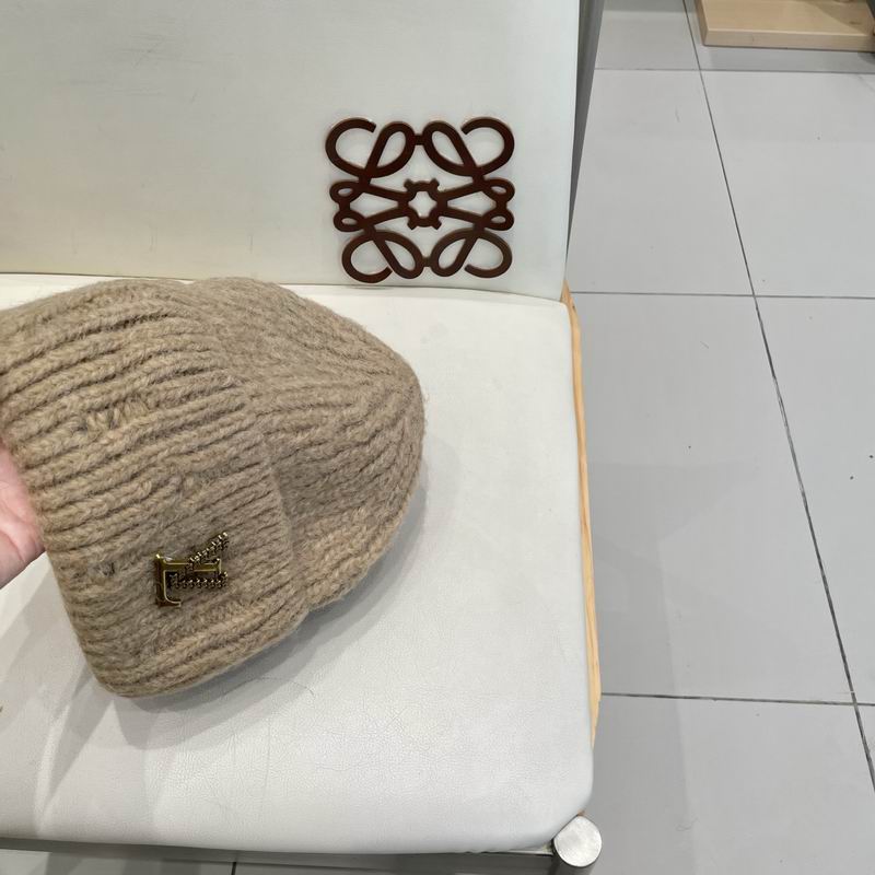 LV hat (1114)