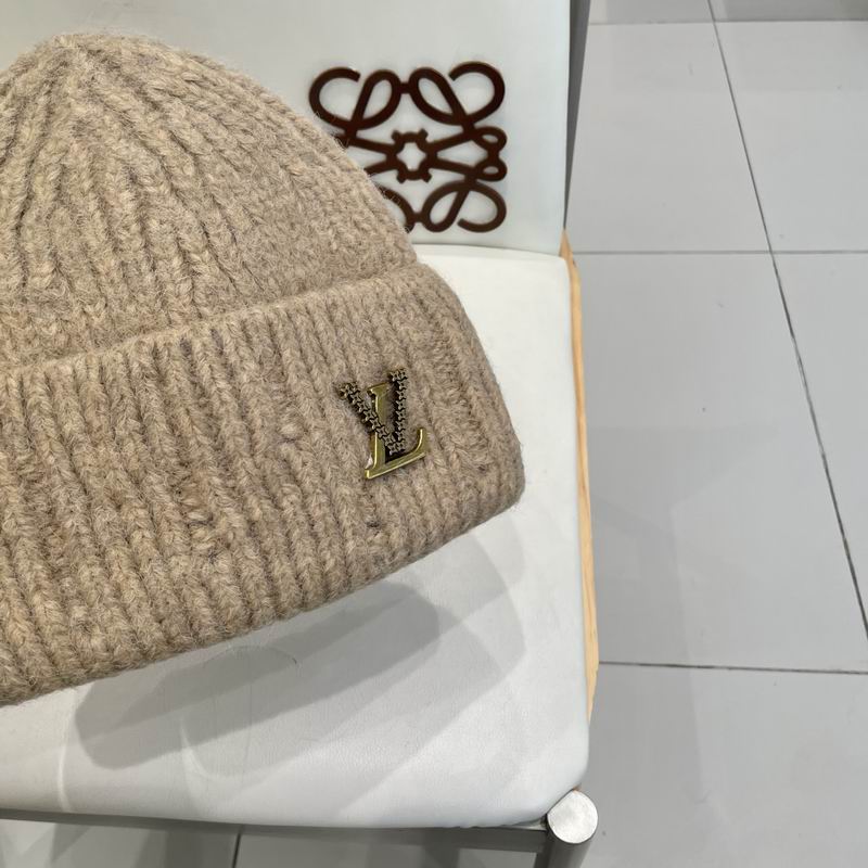 LV hat (1119)
