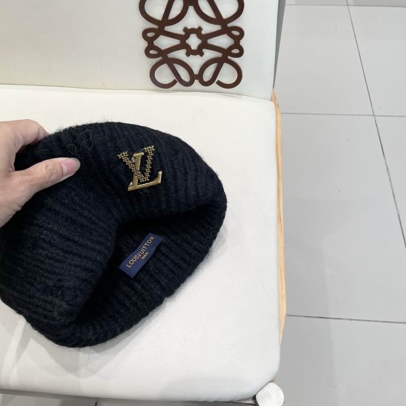 LV hat (1123)