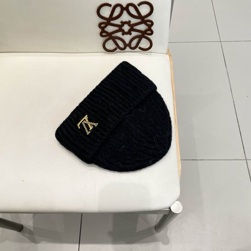 LV hat (1124)