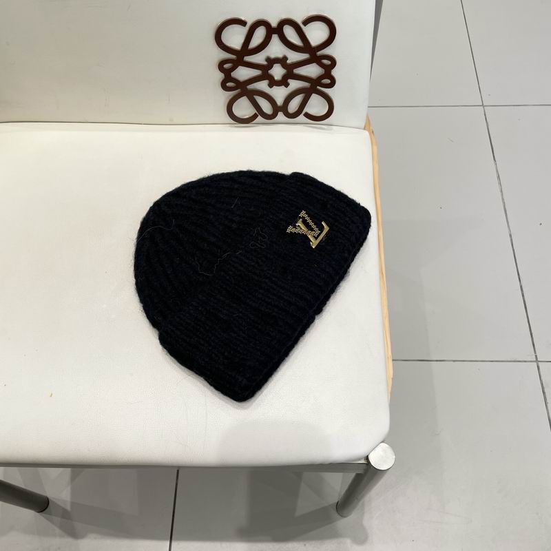 LV hat (1129)