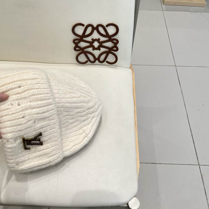 LV hat (1135)