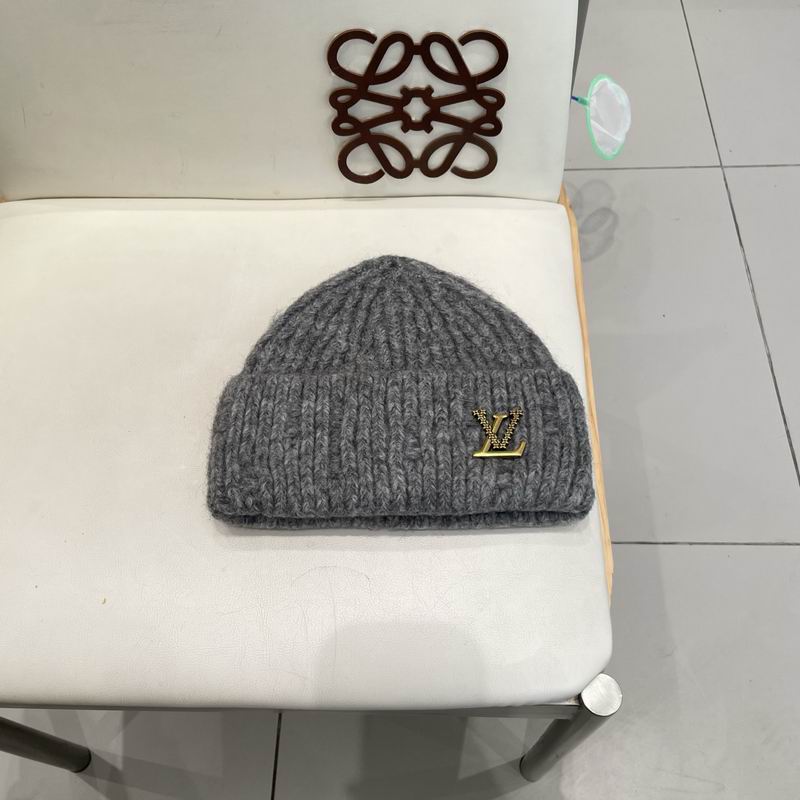 LV hat (1149)