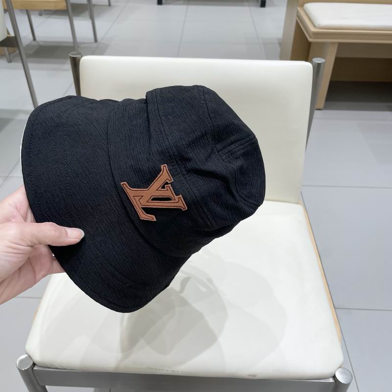 LV hat (1172)