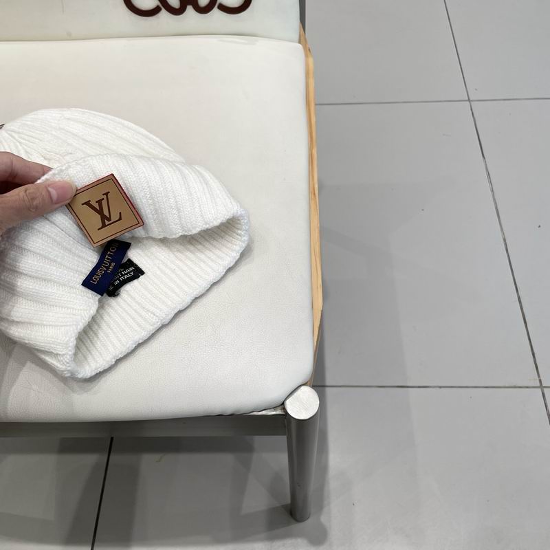 LV hat (1301)