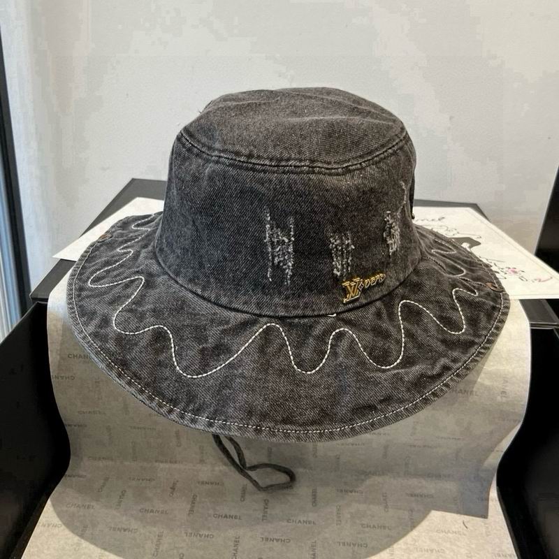 LV hat (1314)