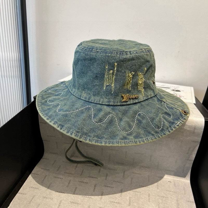 LV hat (1321)