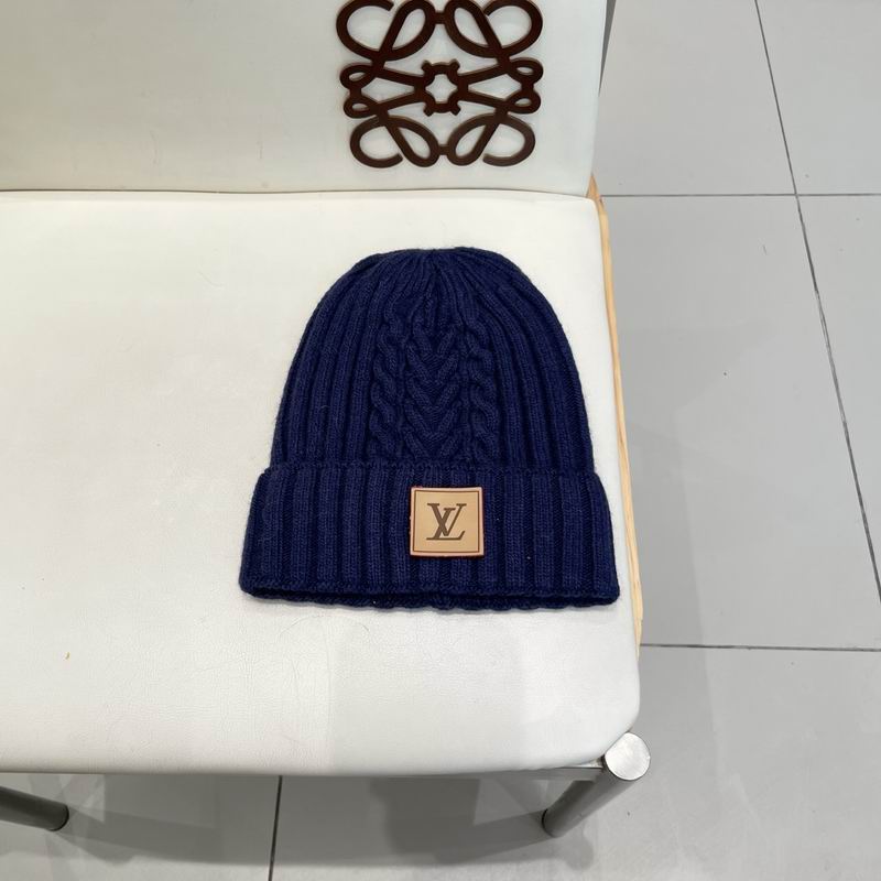 LV hat (1327)