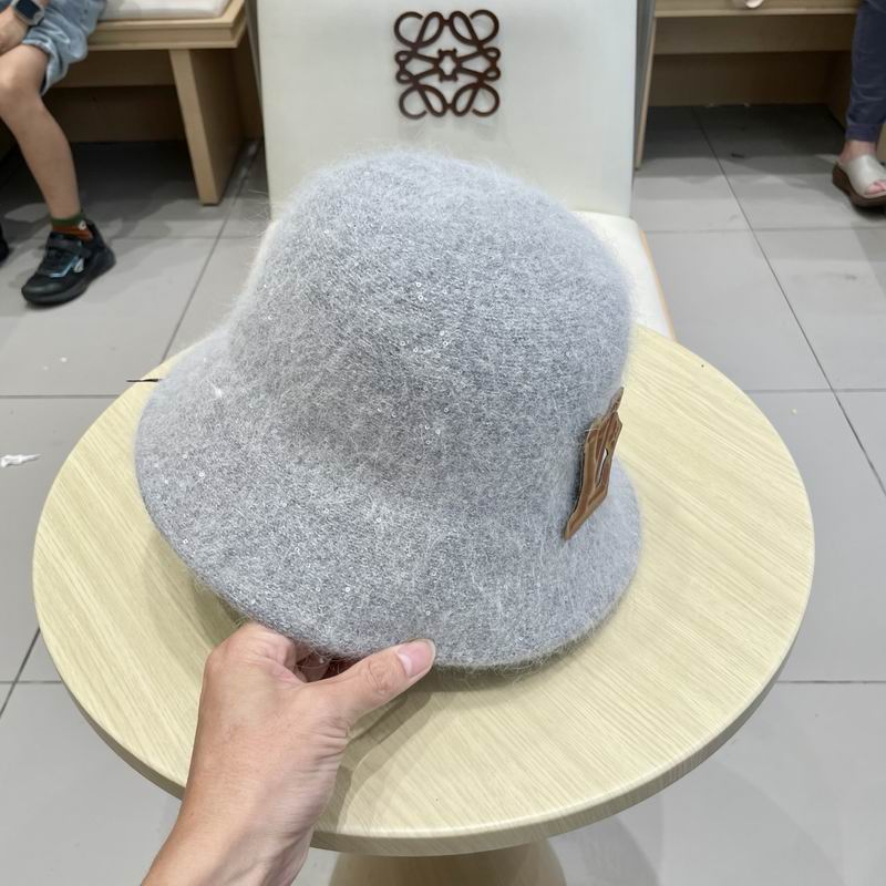 LV hat (1336)