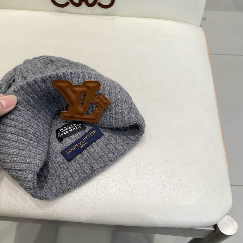 LV hat (2140)