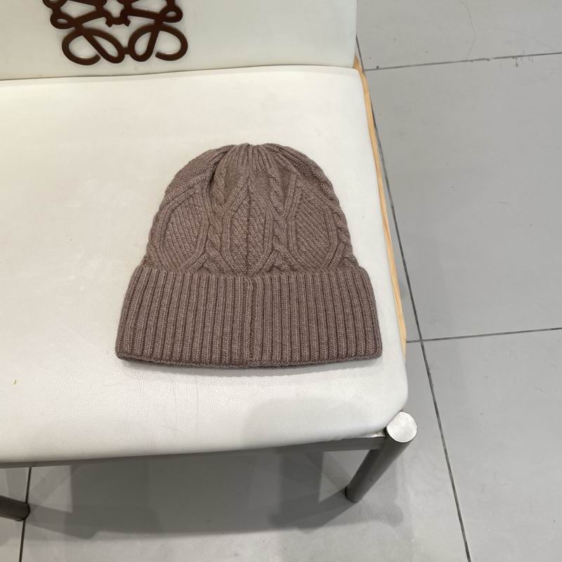 LV hat (2151)