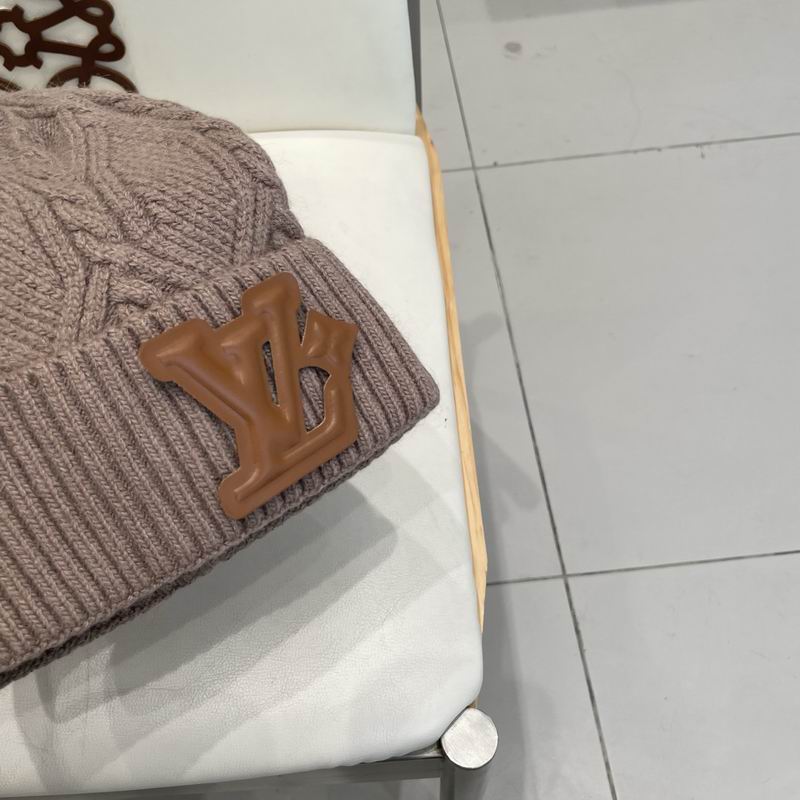 LV hat (2154)