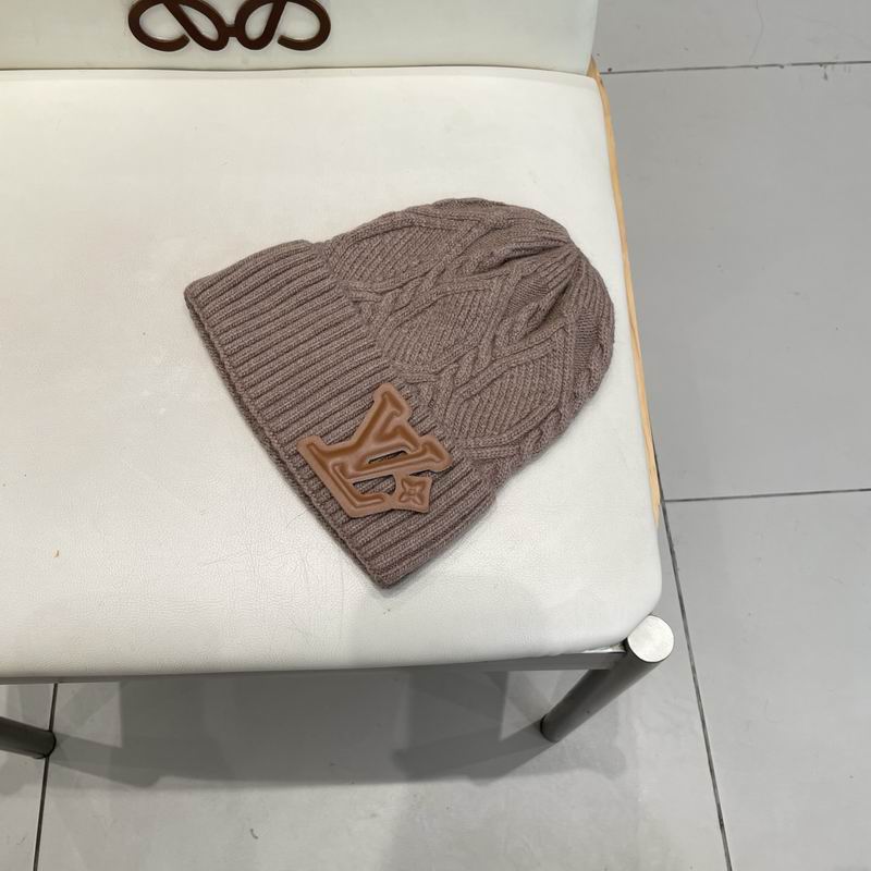 LV hat (2156)
