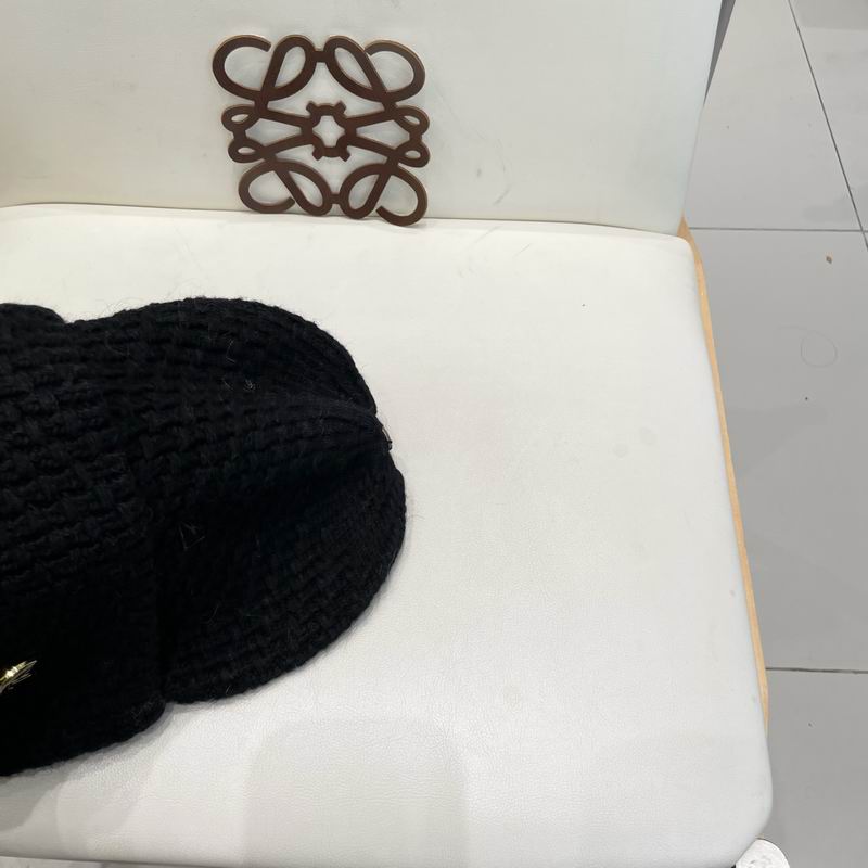 LV hat (2433)