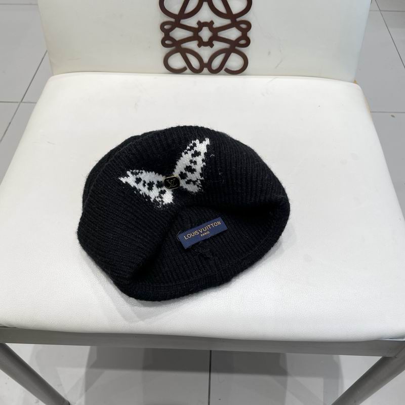 LV hat (2448)