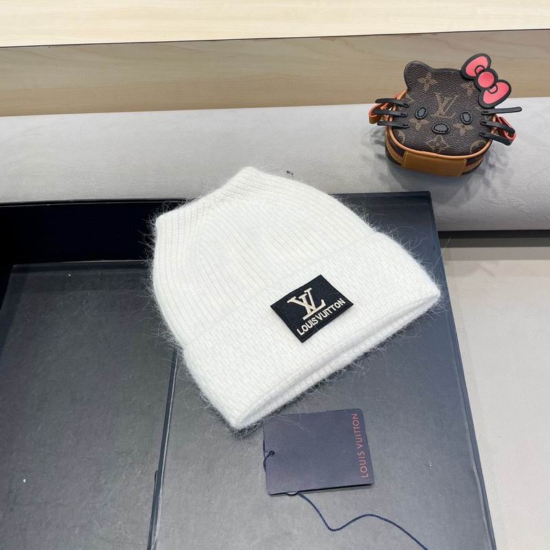 LV hat (2676)