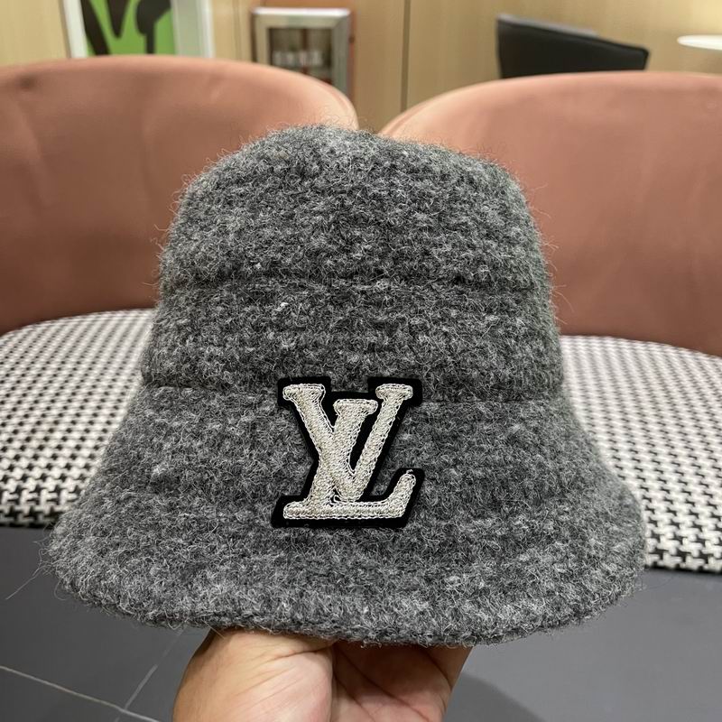 LV hat (420)