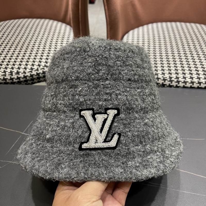 LV hat (421)
