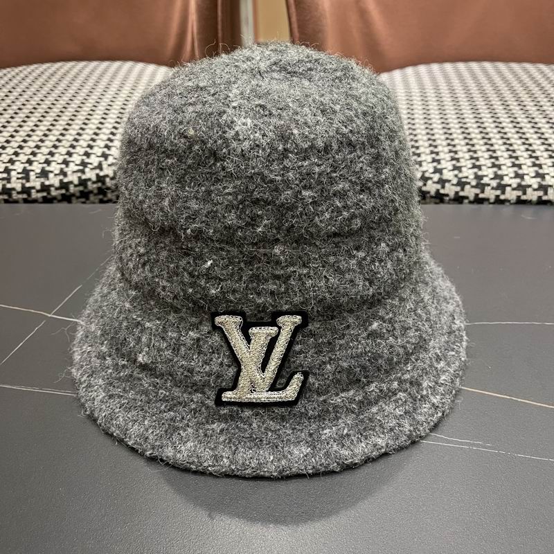 LV hat (428)
