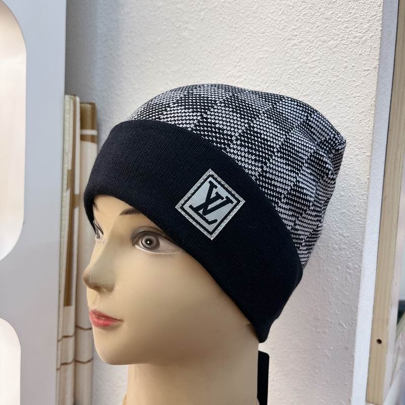 LV hat (430)