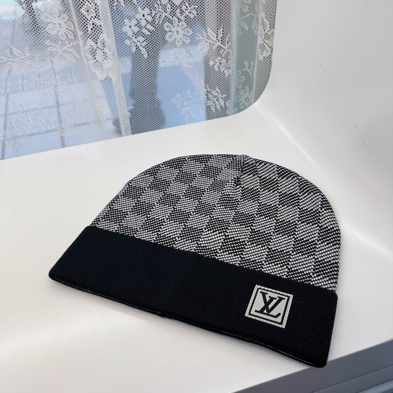 LV hat (432)