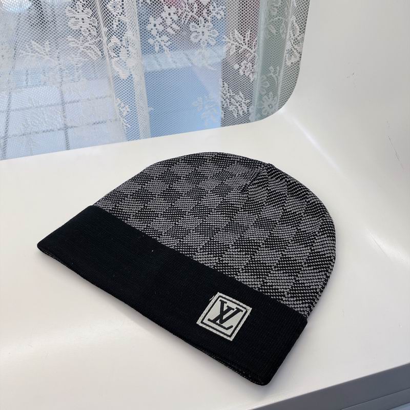 LV hat (434)