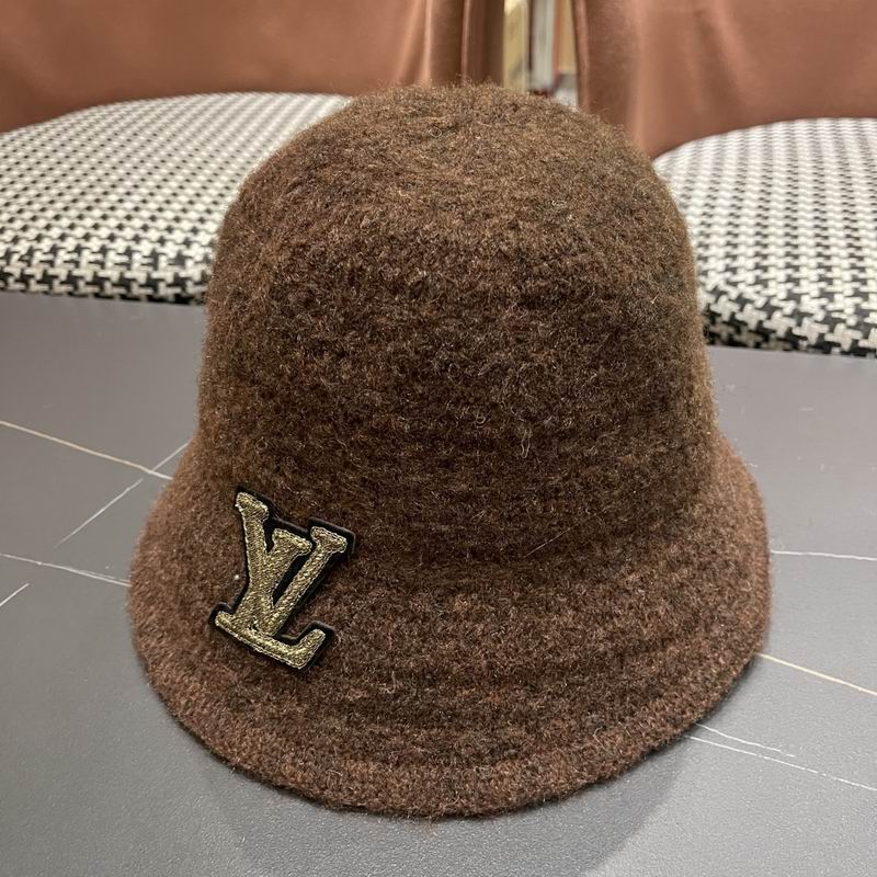 LV hat (438)