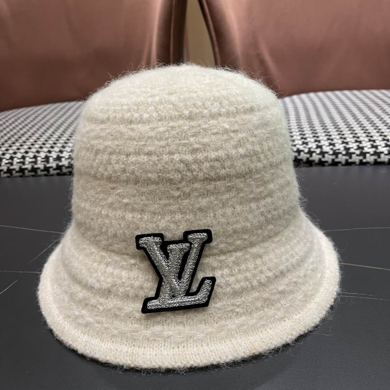 LV hat (446)