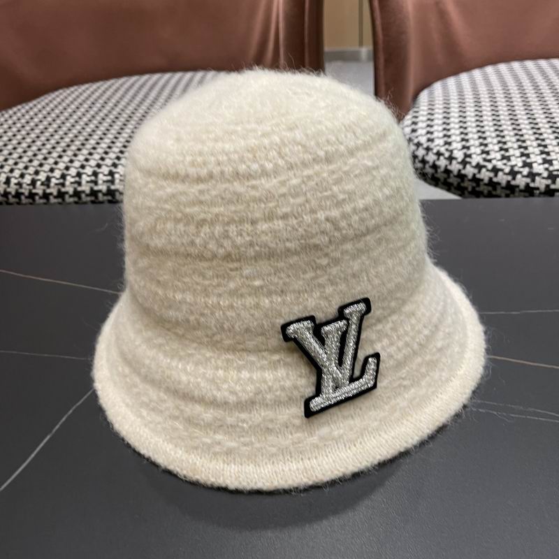 LV hat (448)