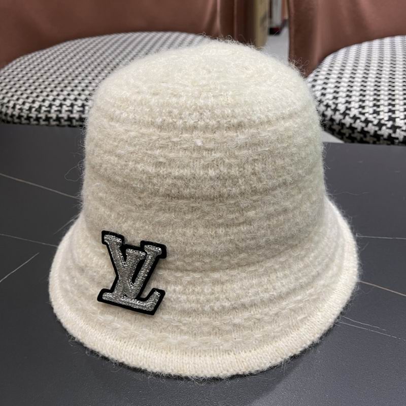 LV hat (449)