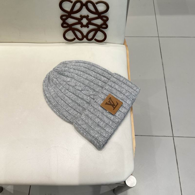 LV hat (49)