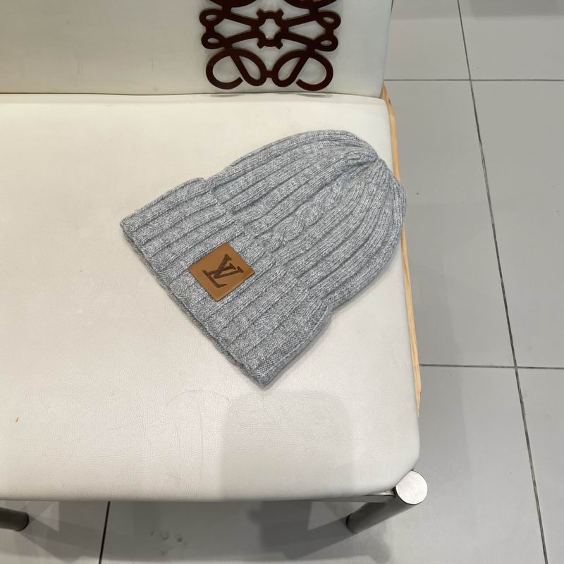 LV hat (50)