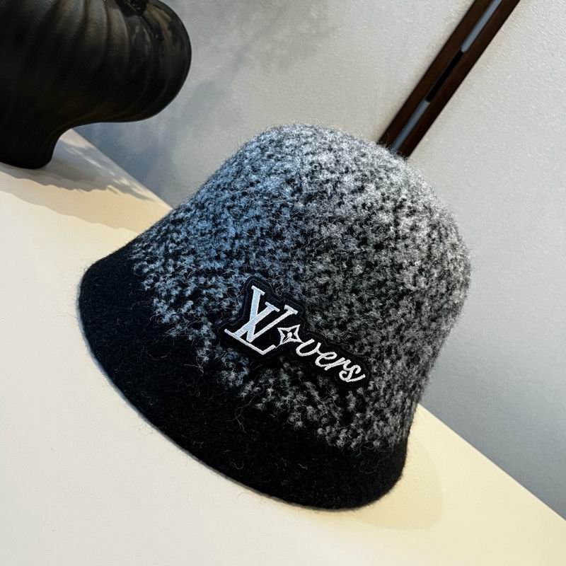 LV hat (570)