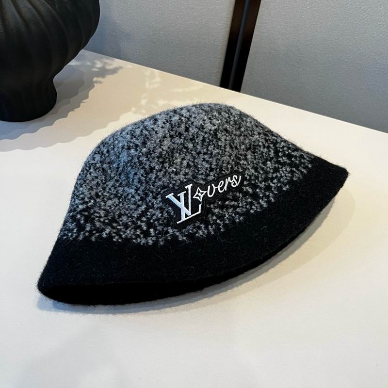 LV hat (573)